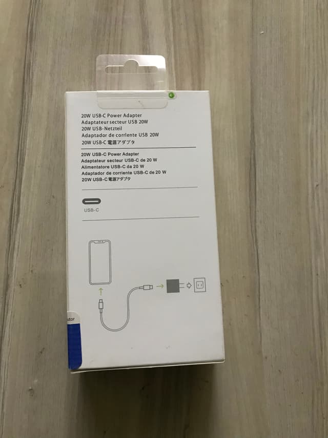 20 watt IPhone Charger 1